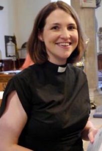 Revd Vanessa Conant_preparing before the Licensing Service on 13_07_2015.jpg-pwrt3